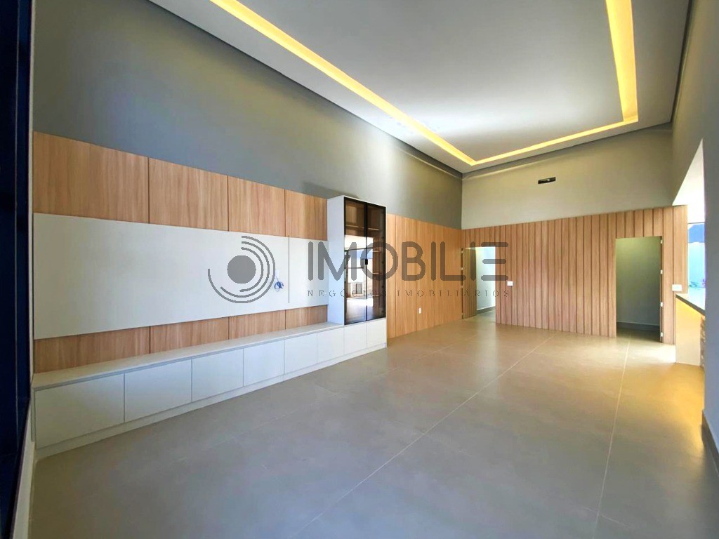 Casa, 3 quartos, 226 m² - Foto 2