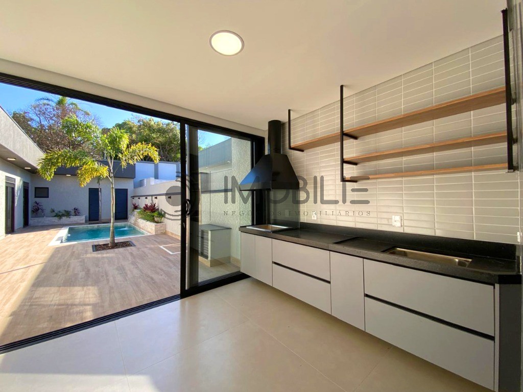 Casa, 3 quartos, 226 m² - Foto 13