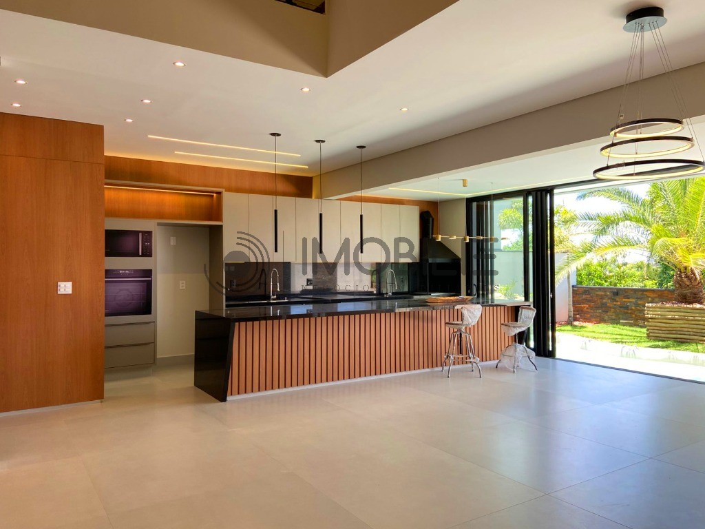 Casa, 3 quartos, 256 m² - Foto 14