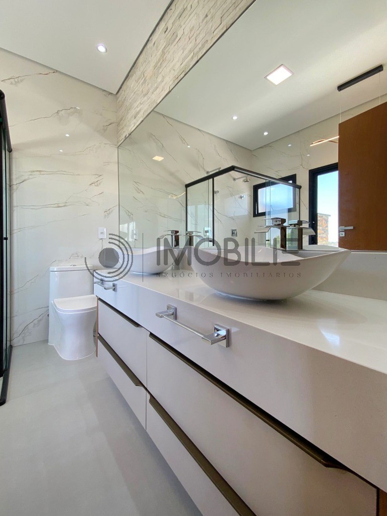 Casa, 3 quartos, 256 m² - Foto 52