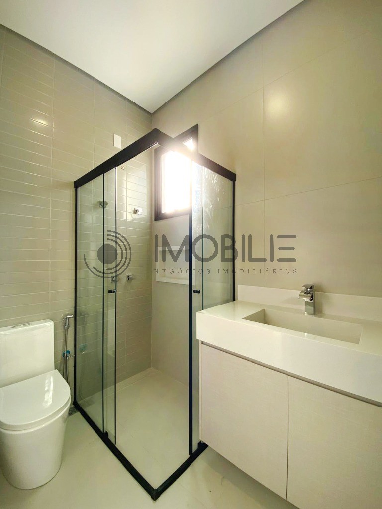 Casa, 3 quartos, 226 m² - Foto 32
