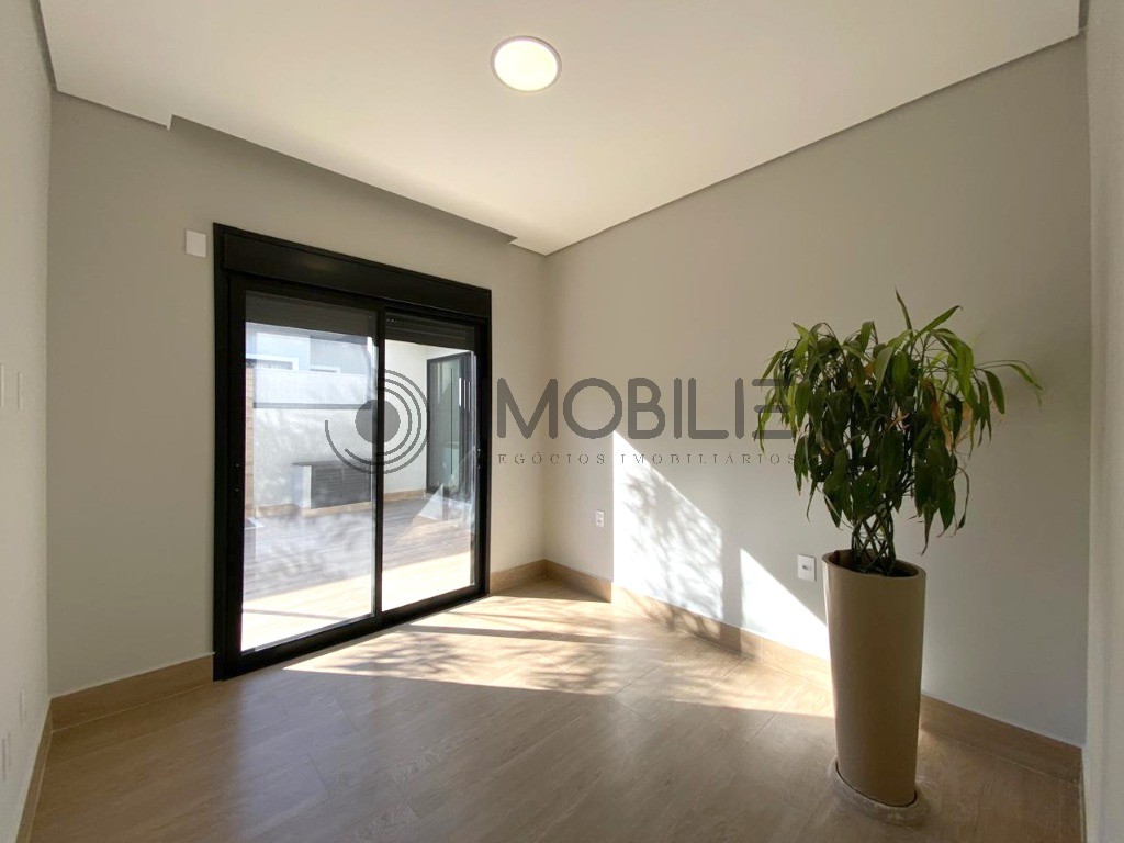 Casa, 3 quartos, 226 m² - Foto 23
