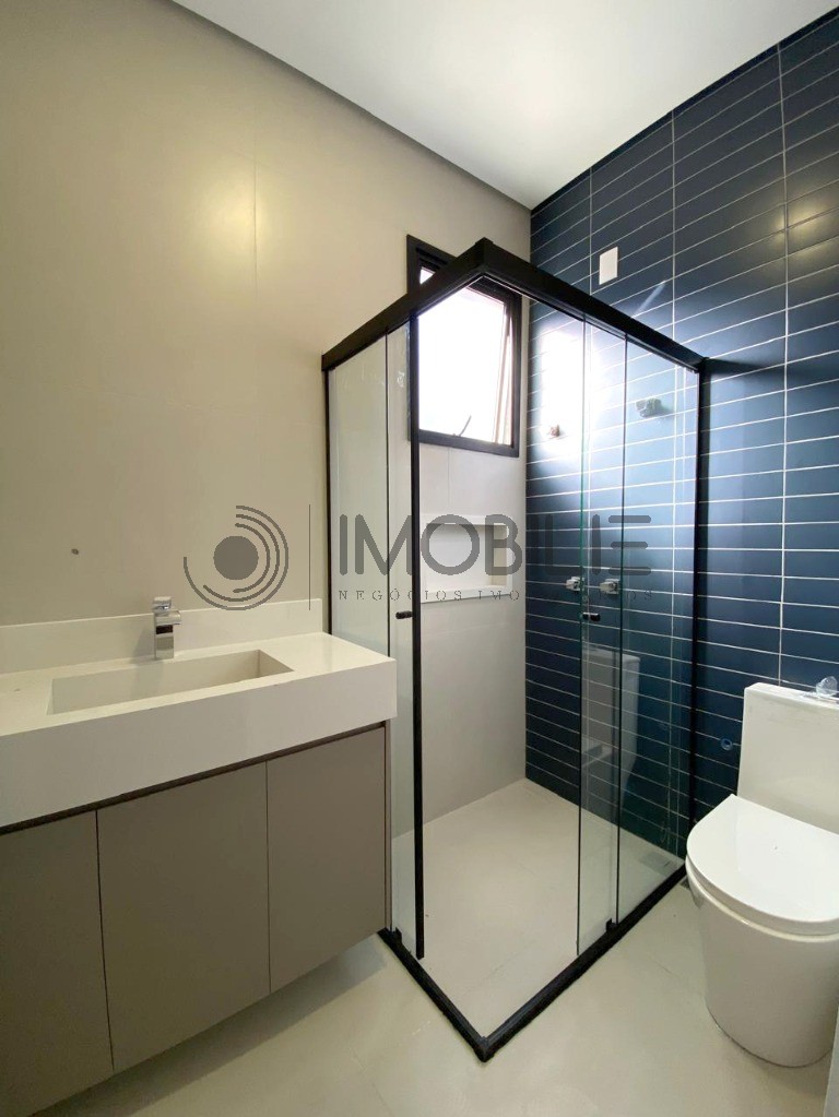 Casa, 3 quartos, 226 m² - Foto 30