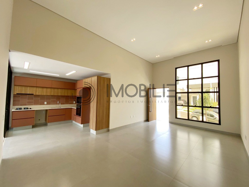 Casa, 3 quartos, 202 m² - Foto 2