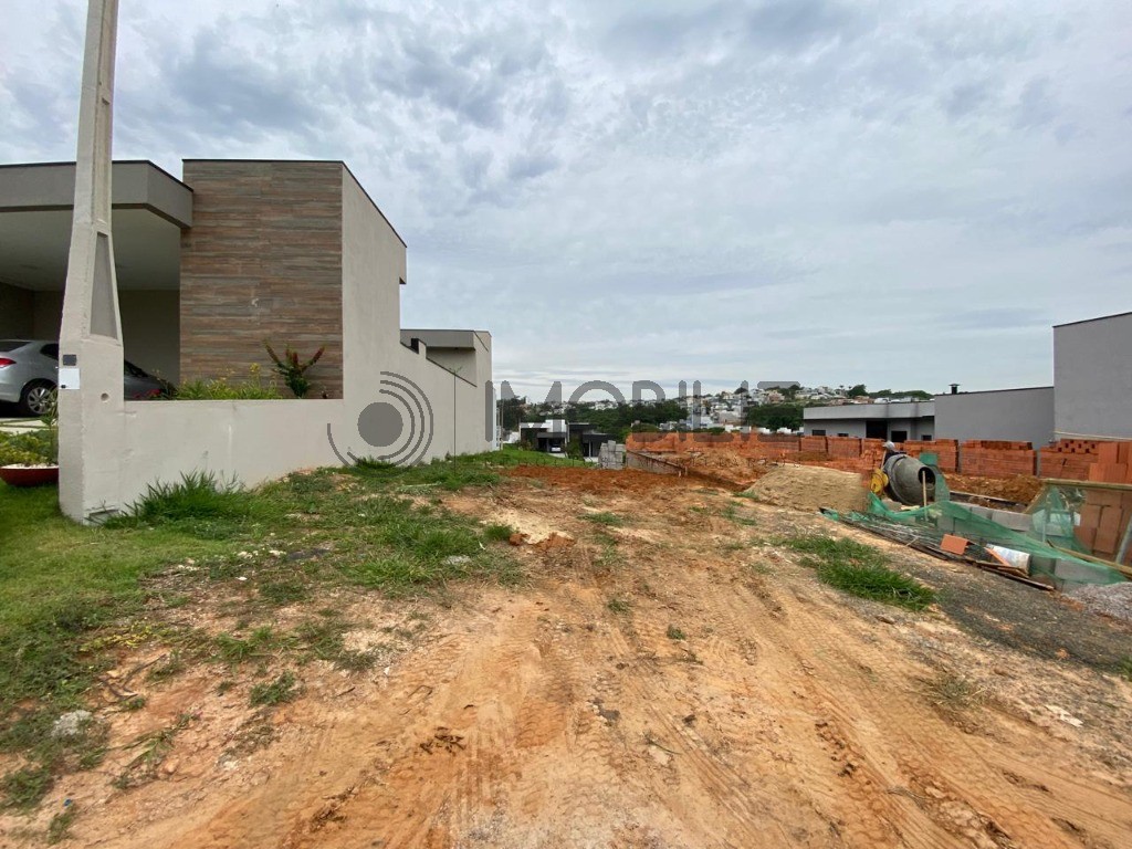 Terreno, 300 m² - Foto 1
