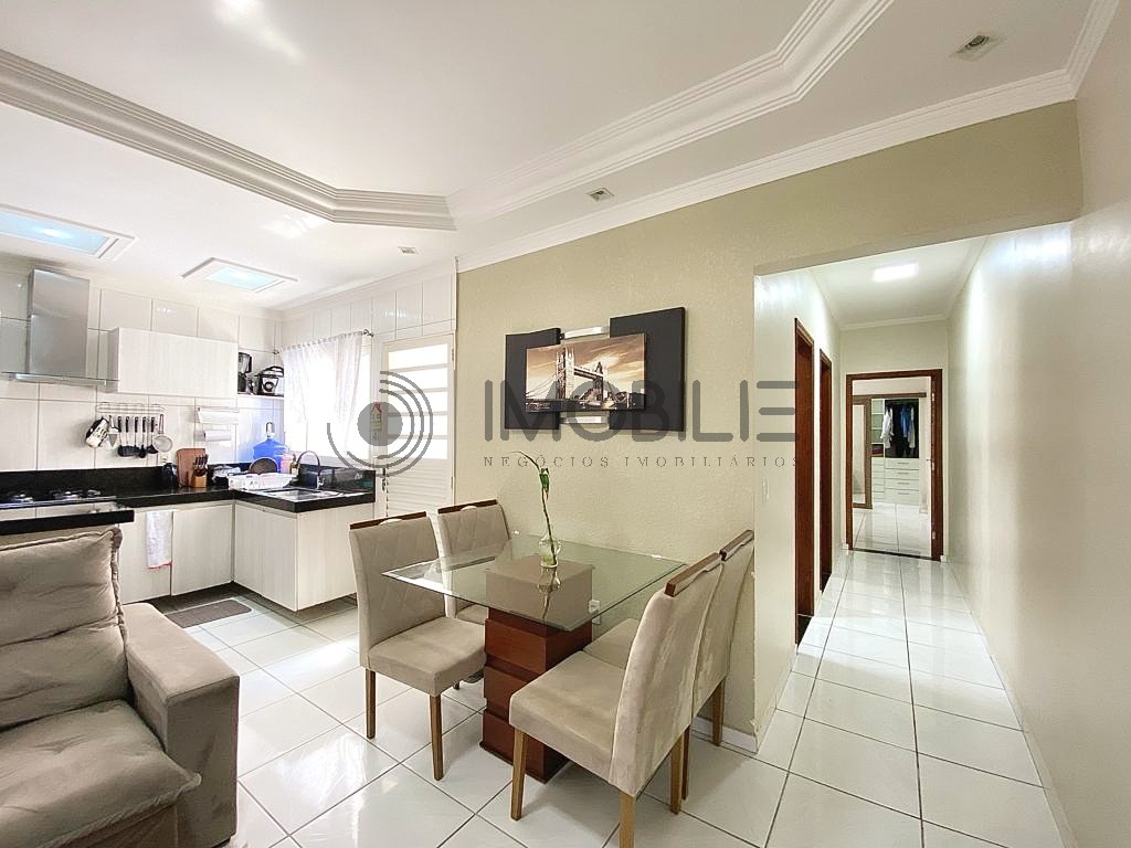Casa, 2 quartos, 108 m² - Foto 1