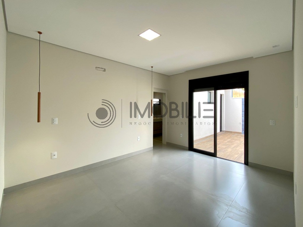 Casa, 3 quartos, 202 m² - Foto 35