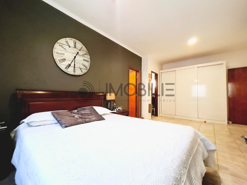 Casa, 3 quartos, 179 m² - Foto 23