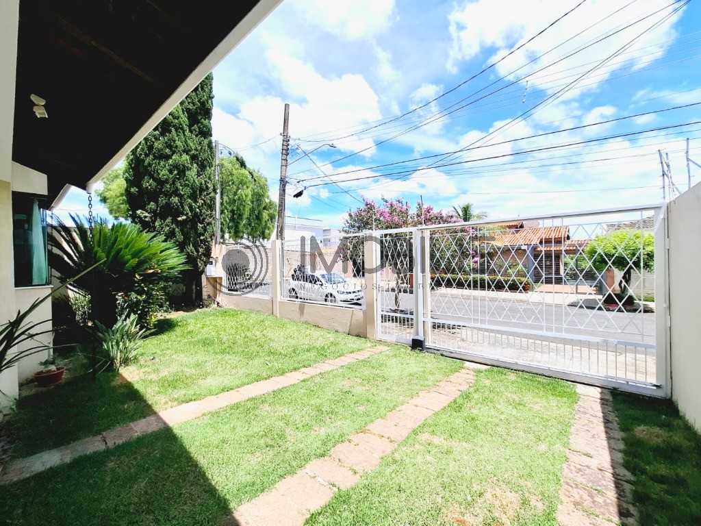 Casa, 3 quartos, 179 m² - Foto 2