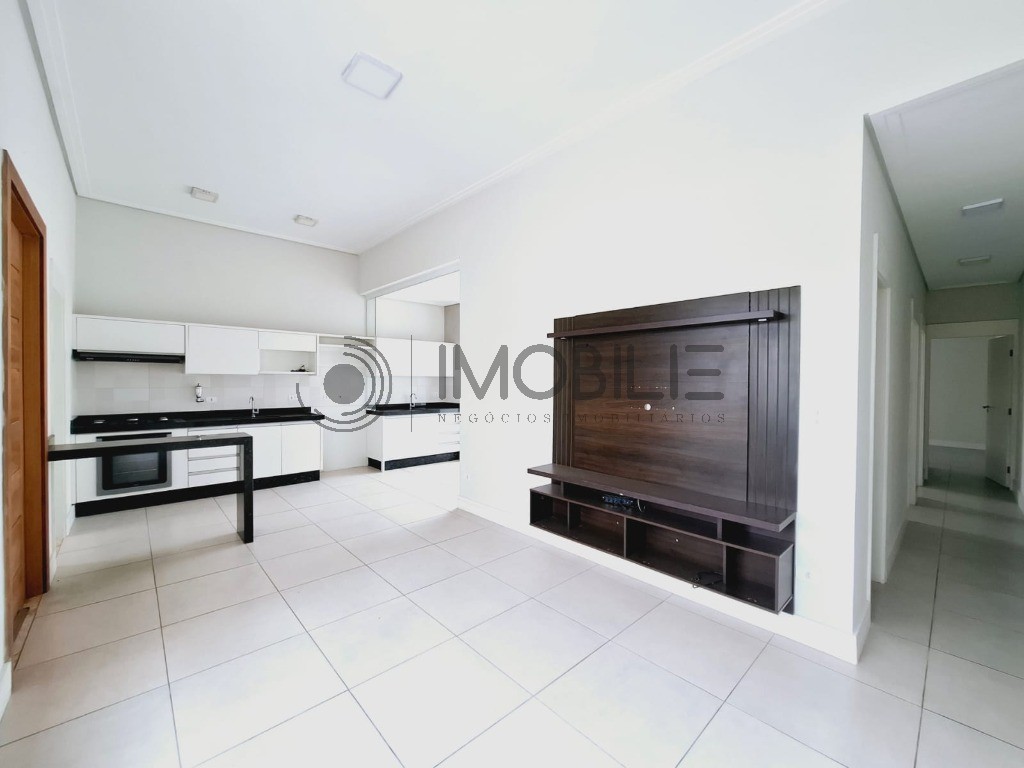 Casa, 3 quartos, 105 m² - Foto 1