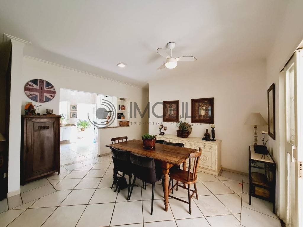 Casa, 3 quartos, 179 m² - Foto 9