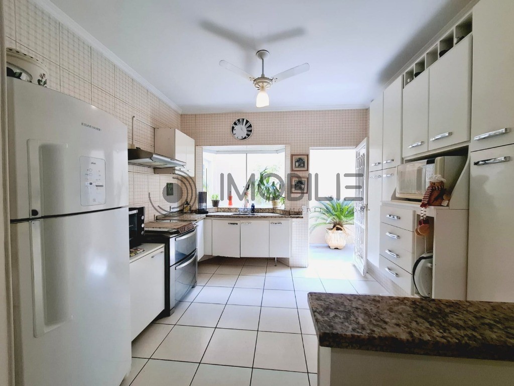 Casa, 3 quartos, 179 m² - Foto 13