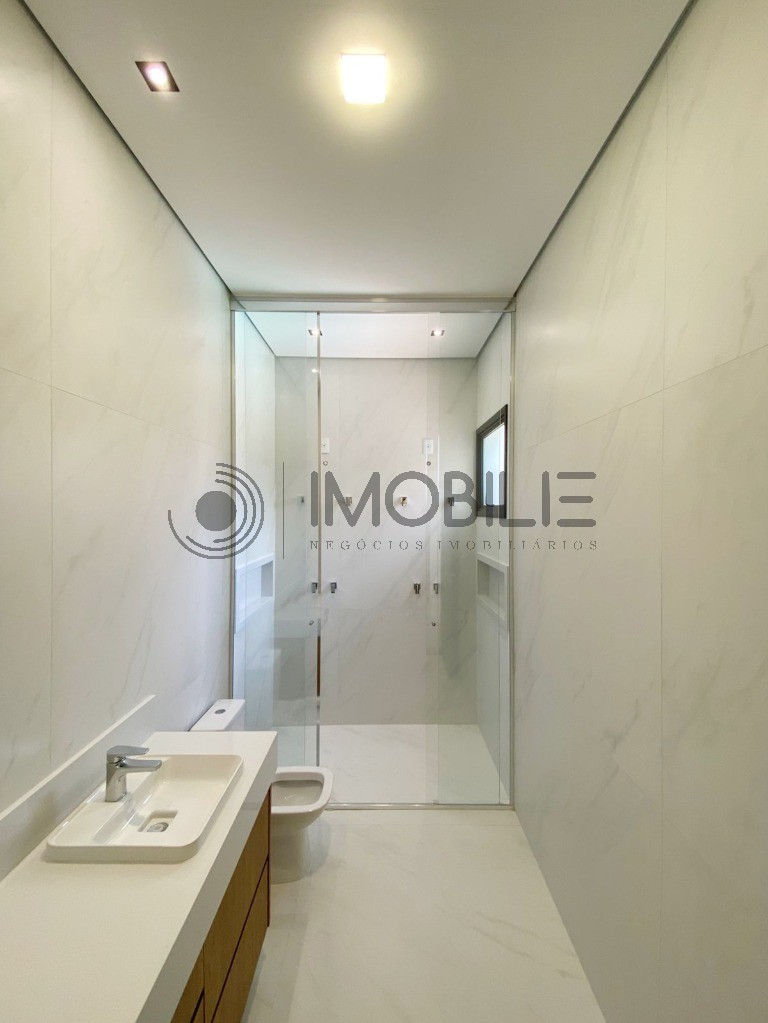 Casa, 3 quartos, 196 m² - Foto 41