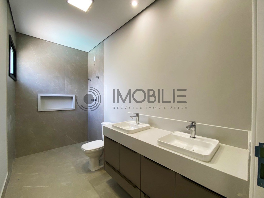 Casa, 3 quartos, 192 m² - Foto 35