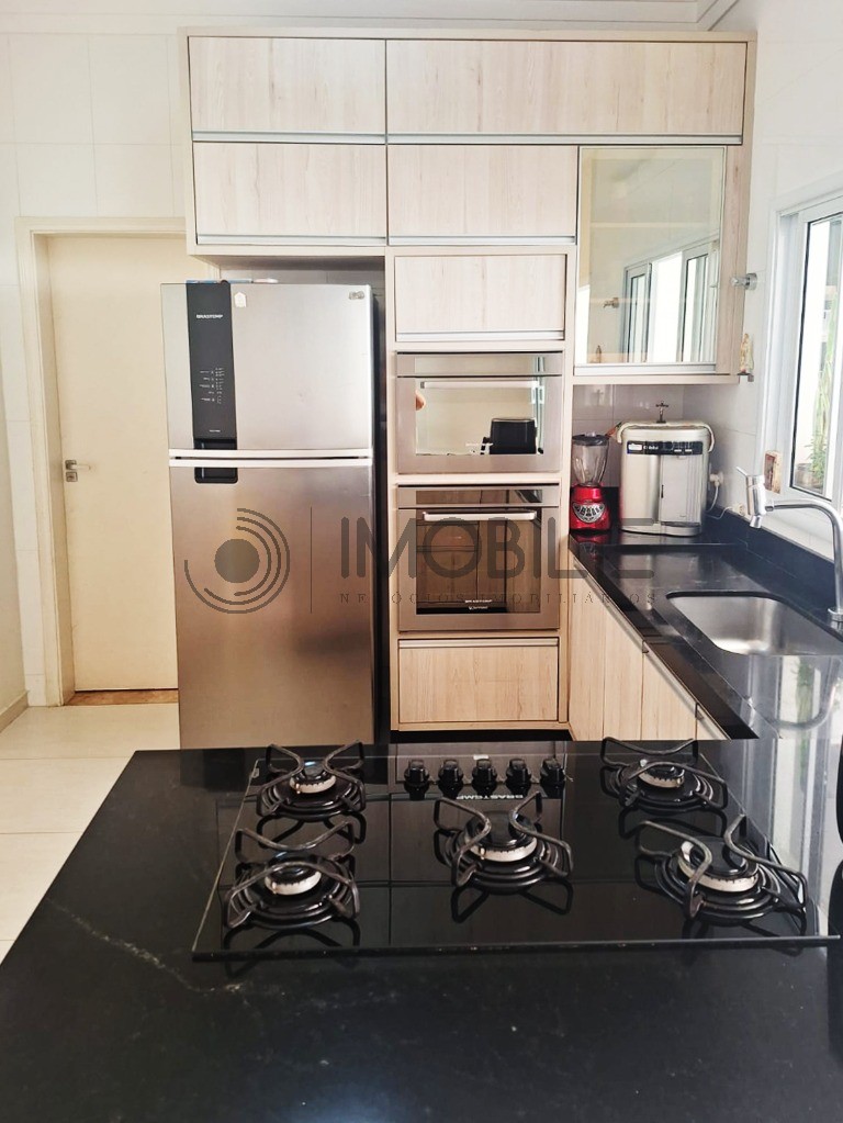 Casa, 3 quartos, 179 m² - Foto 32