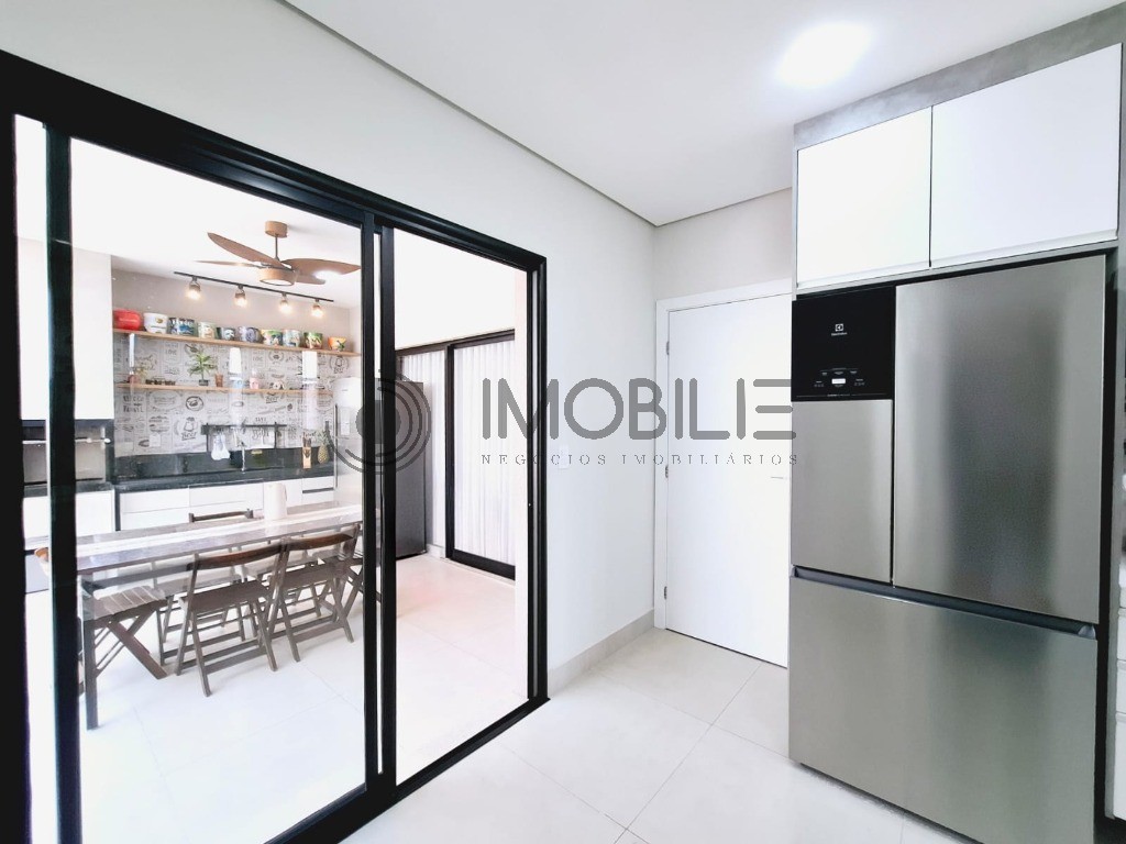 Casa, 3 quartos, 233 m² - Foto 35