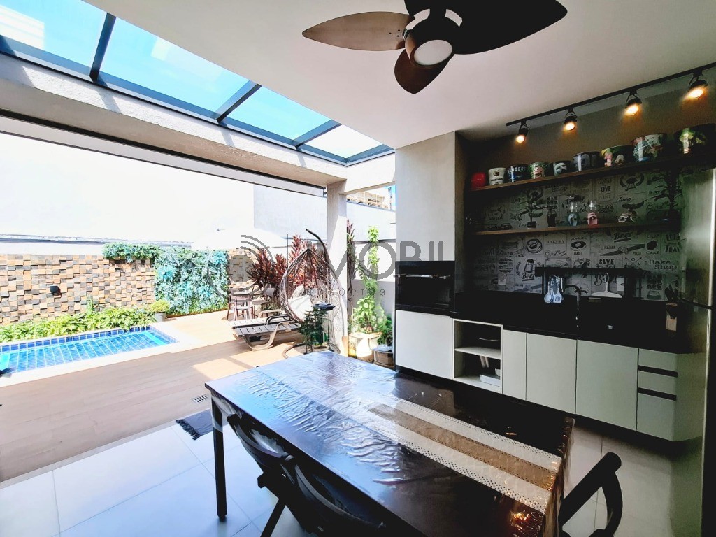 Casa, 3 quartos, 233 m² - Foto 40
