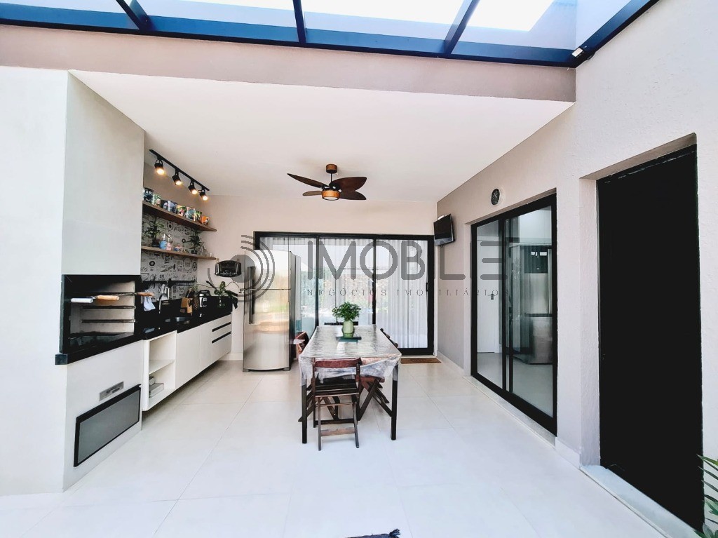 Casa, 3 quartos, 233 m² - Foto 37