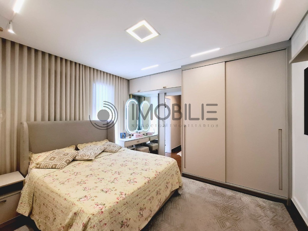 Casa, 3 quartos, 233 m² - Foto 24