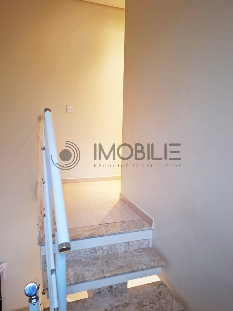 Casa, 3 quartos, 179 m² - Foto 2