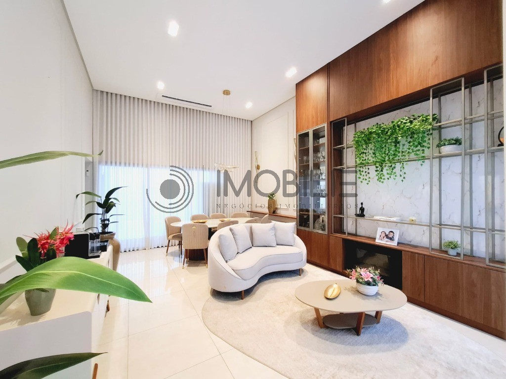 Casa, 3 quartos, 233 m² - Foto 1