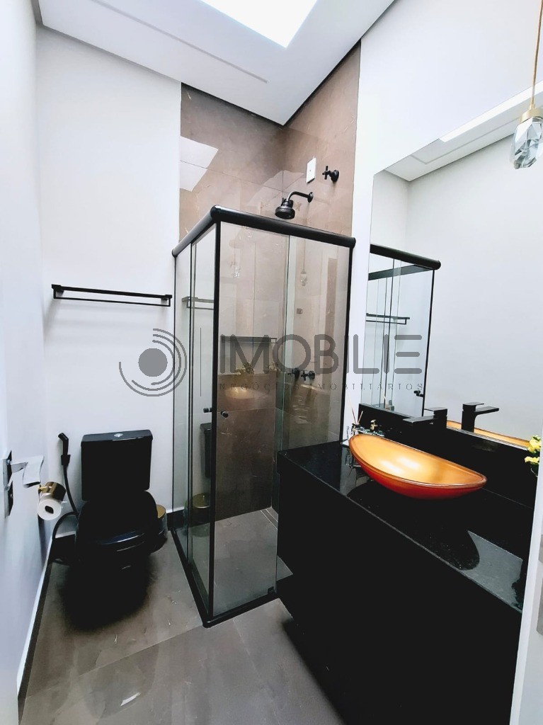 Casa, 3 quartos, 233 m² - Foto 13
