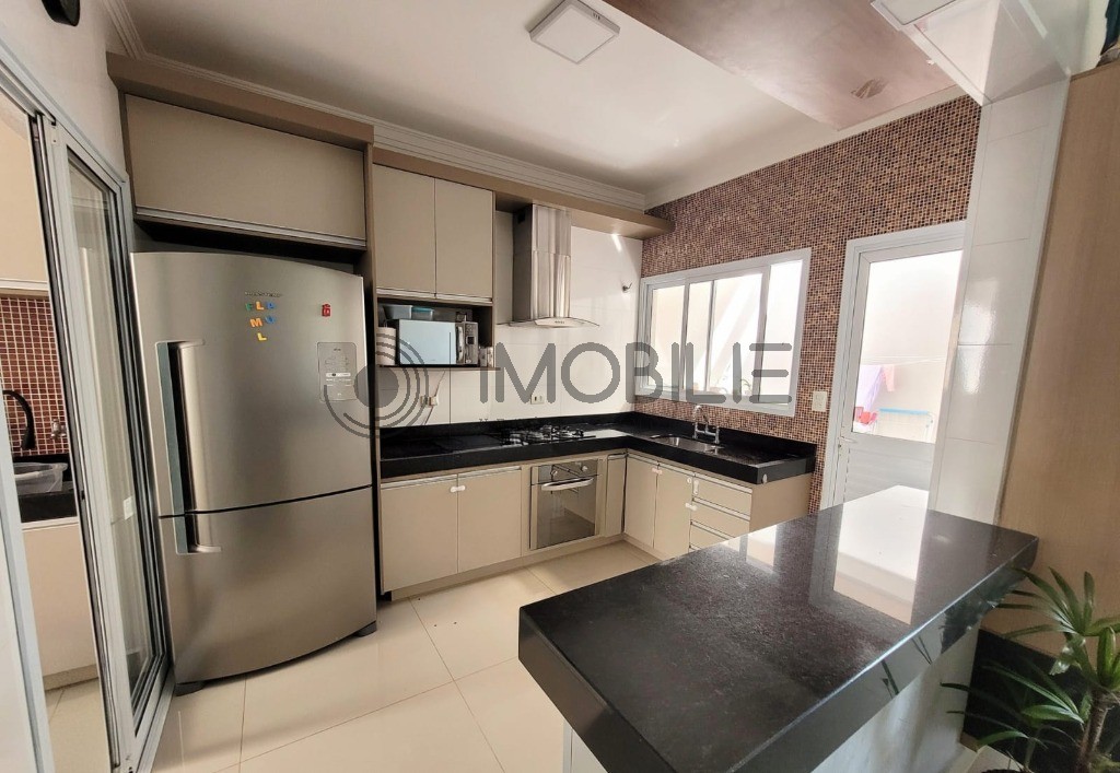 Casa, 3 quartos, 99 m² - Foto 3