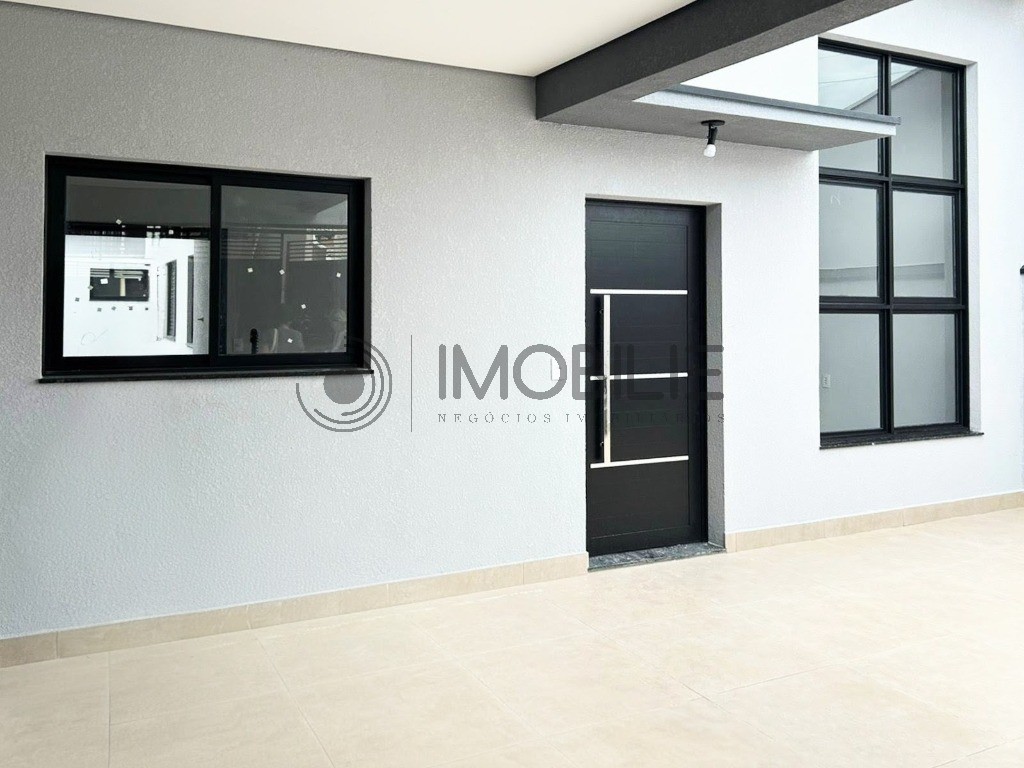 Casa, 3 quartos, 110 m² - Foto 1