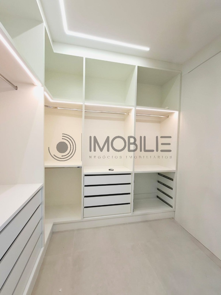 Casa, 3 quartos, 235 m² - Foto 45