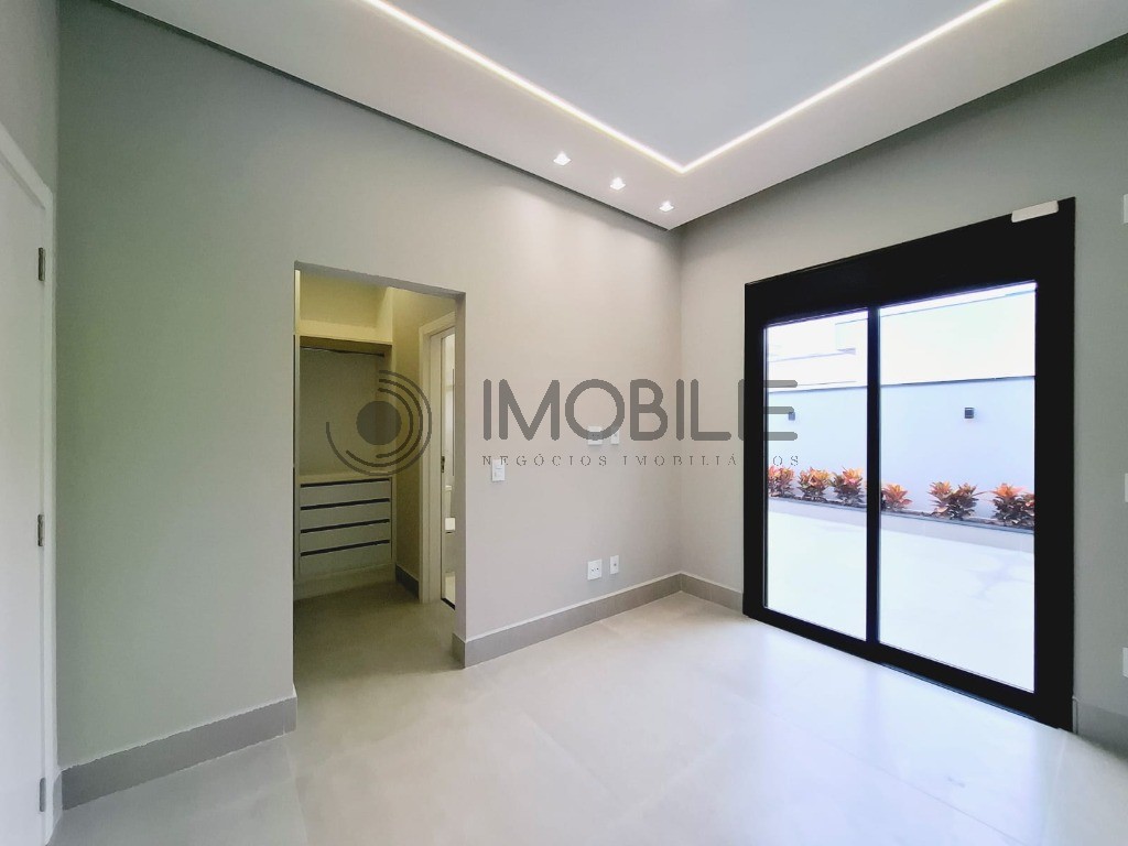 Casa, 3 quartos, 235 m² - Foto 34