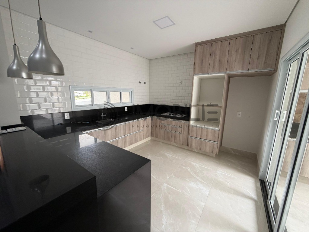 Casa, 3 quartos, 133 m² - Foto 4