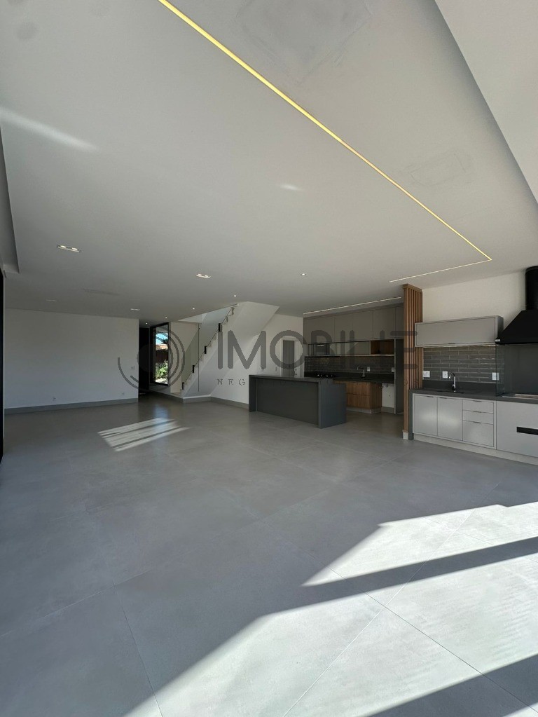 Casa, 4 quartos, 288 m² - Foto 8
