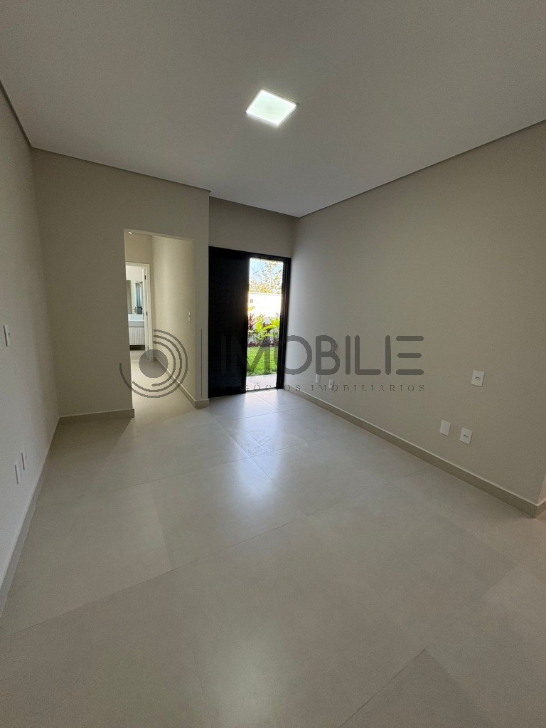 Casa, 3 quartos, 244 m² - Foto 27