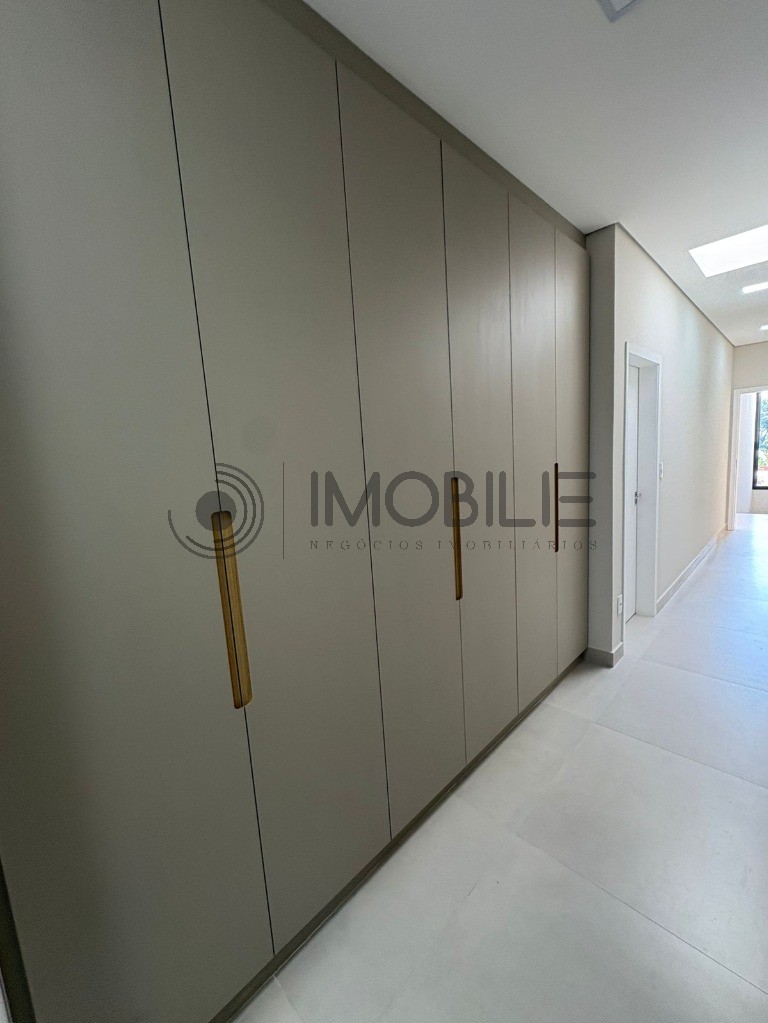 Casa, 3 quartos, 244 m² - Foto 24