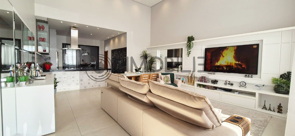 Casa, 3 quartos, 300 m² - Foto 1