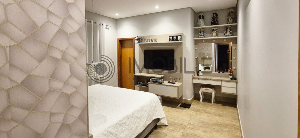 Casa, 3 quartos, 300 m² - Foto 13