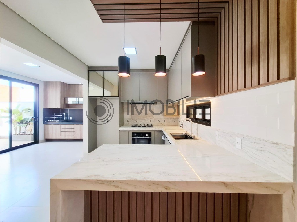 Casa, 3 quartos, 205 m² - Foto 7
