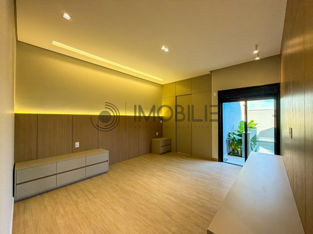Casa, 3 quartos, 196 m² - Foto 32