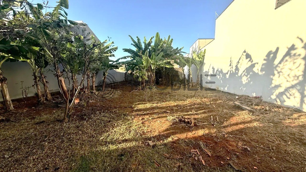 Terreno, 300 m² - Foto 1
