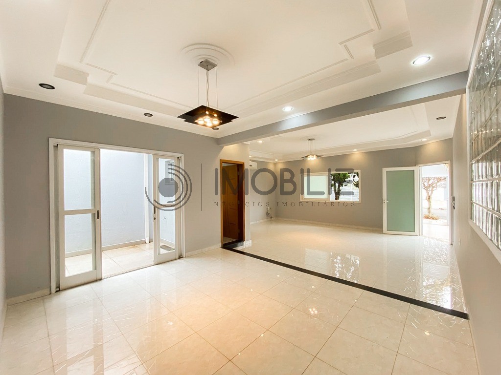 Casa, 4 quartos - Foto 1
