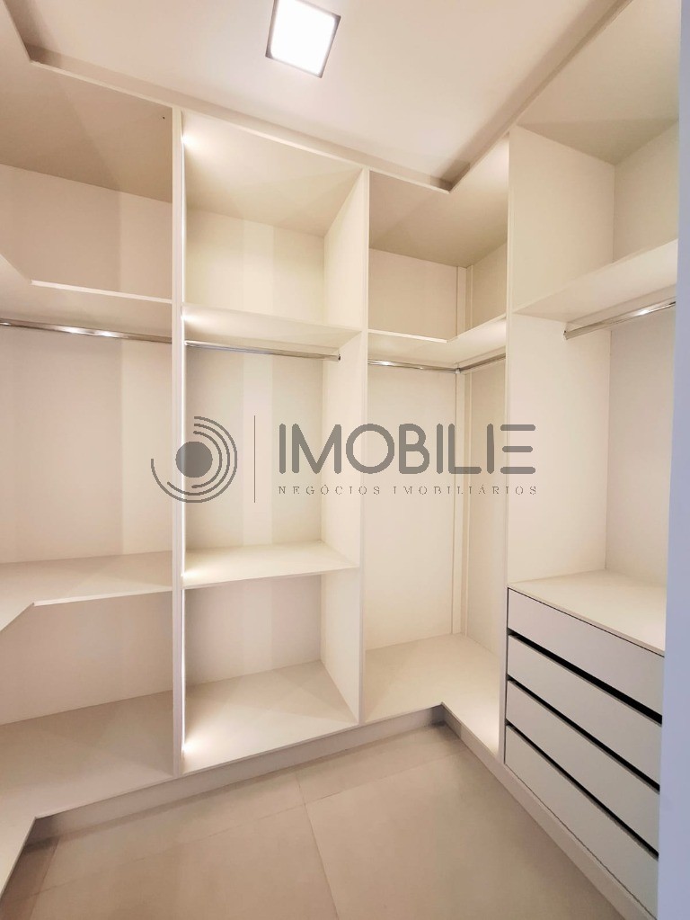 Casa, 3 quartos, 205 m² - Foto 26