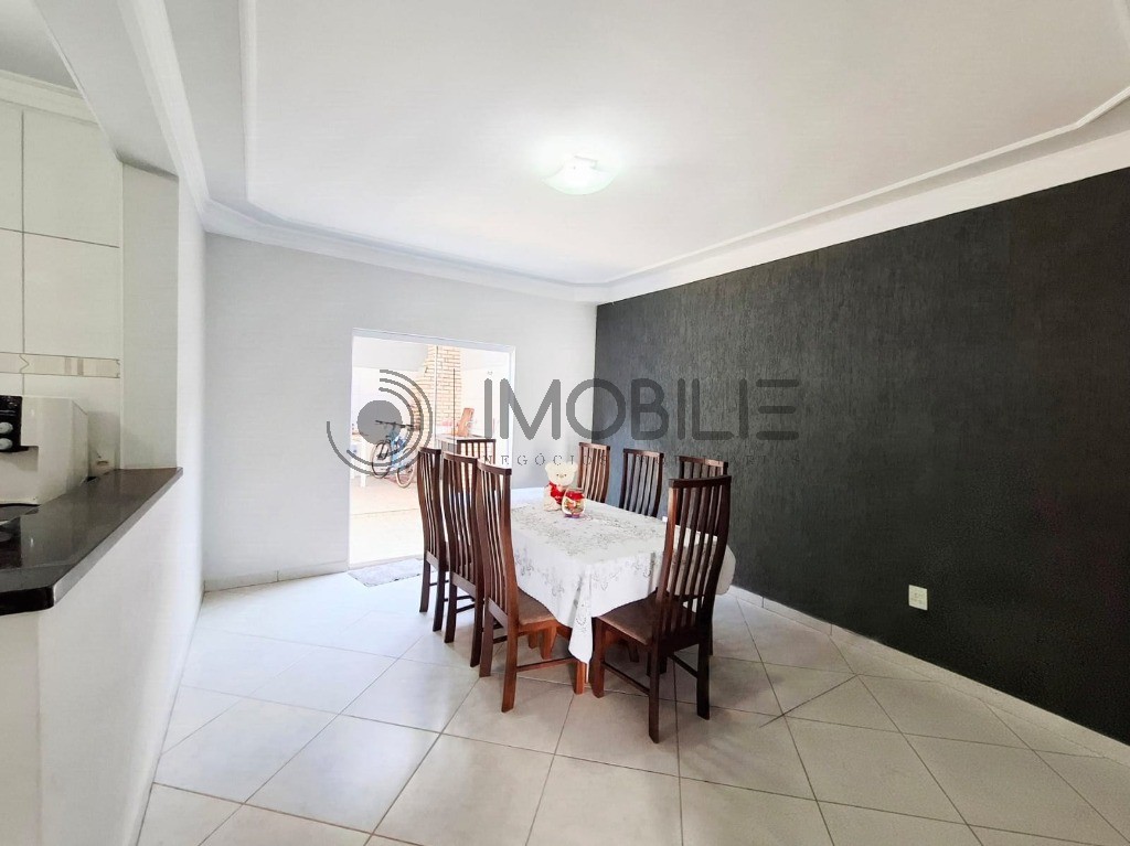 Casa, 4 quartos, 237 m² - Foto 10