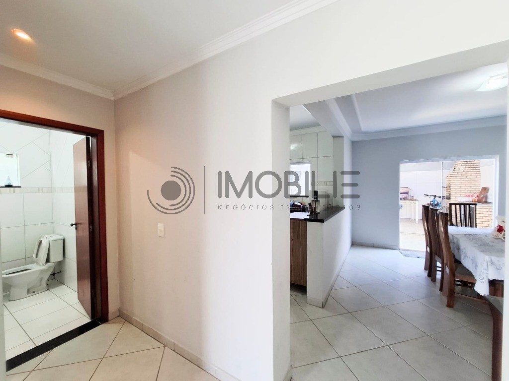 Casa, 4 quartos, 237 m² - Foto 11