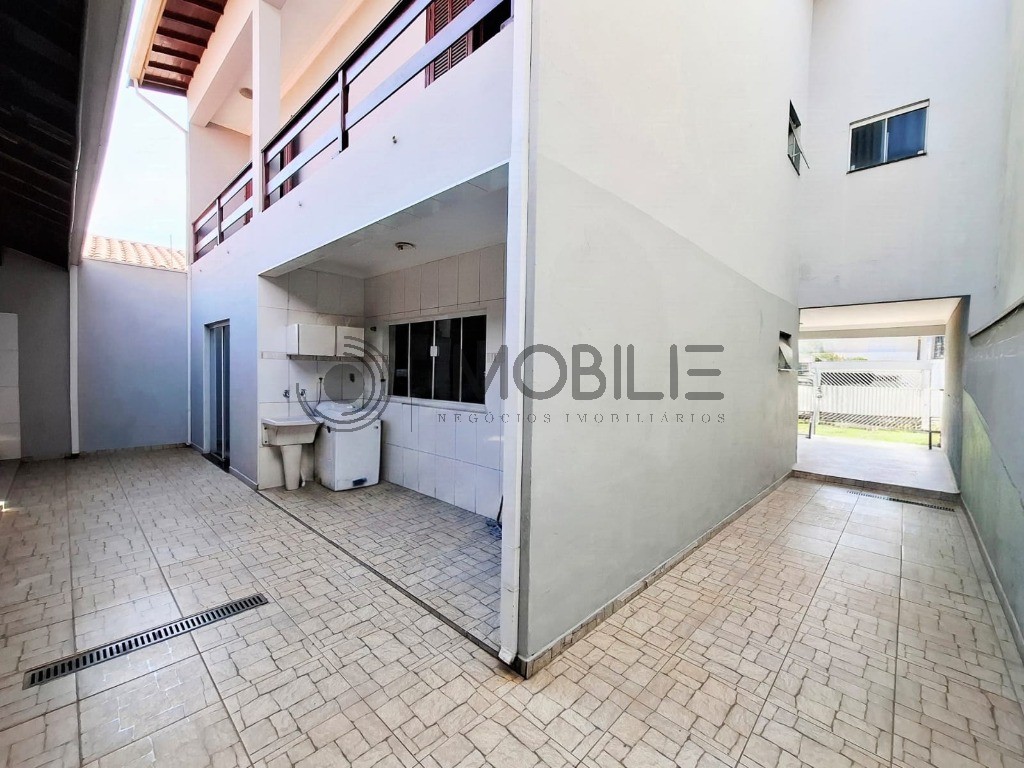 Casa, 4 quartos, 237 m² - Foto 33