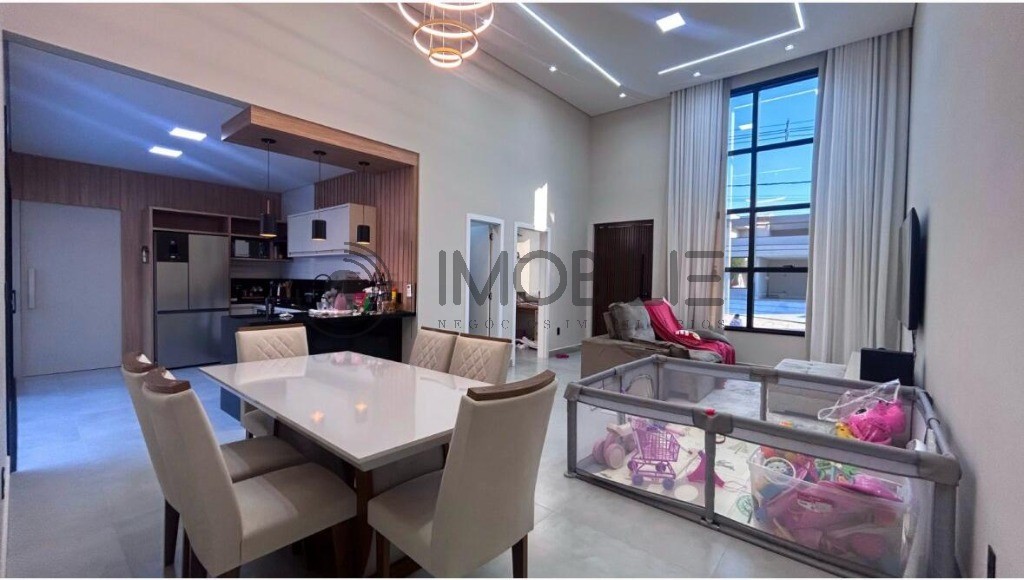 Casa, 3 quartos, 200 m² - Foto 2
