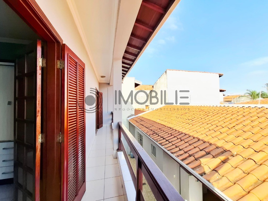 Casa, 4 quartos, 237 m² - Foto 24
