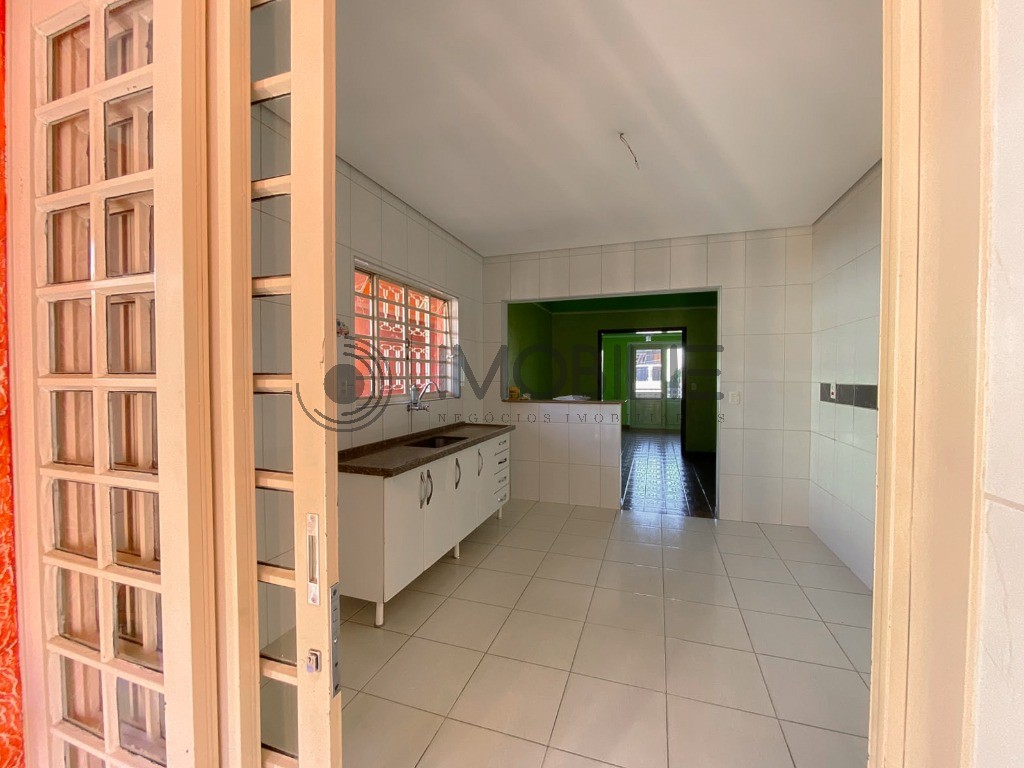 Casa, 2 quartos, 175 m² - Foto 17