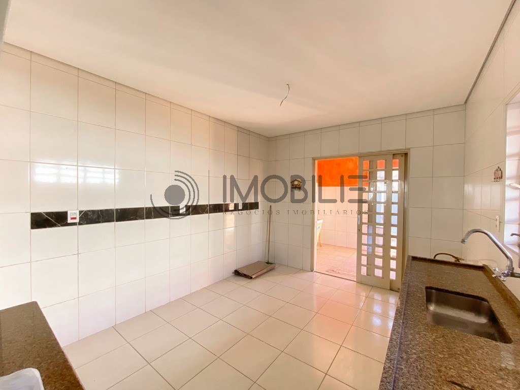 Casa, 2 quartos, 175 m² - Foto 19
