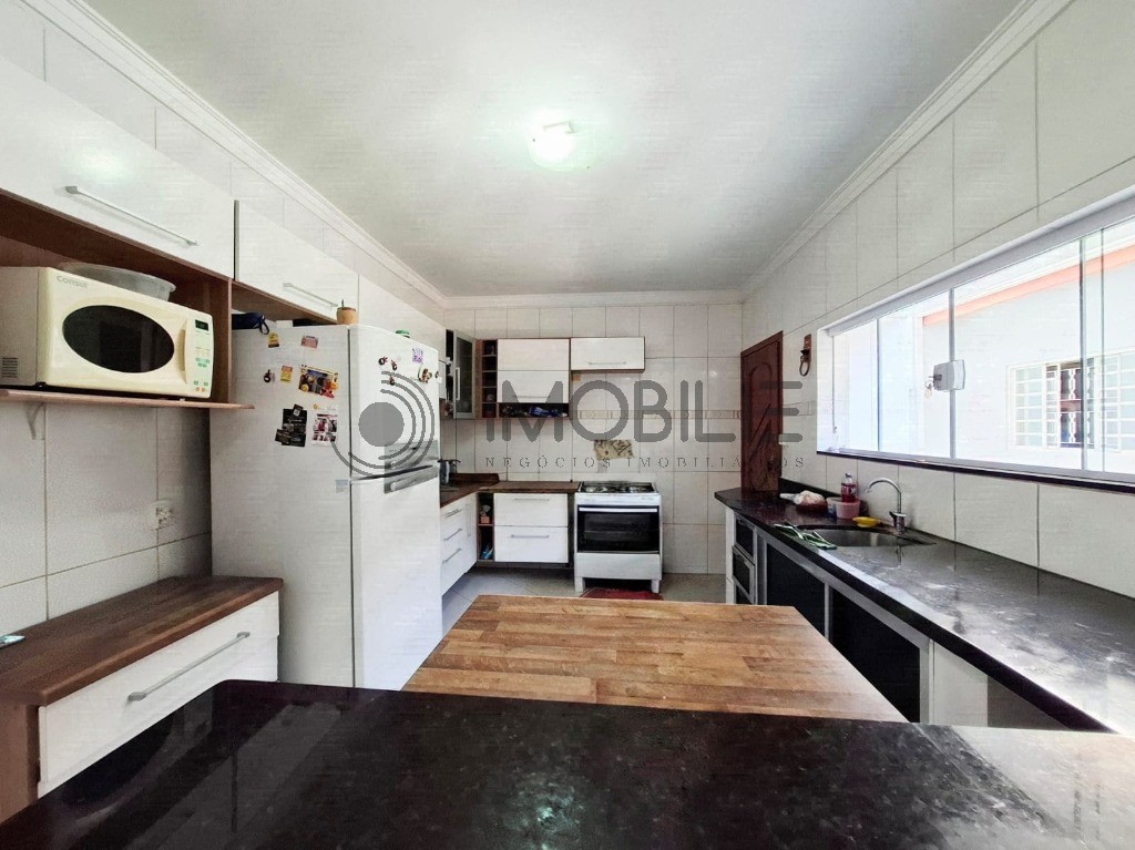 Casa, 4 quartos, 237 m² - Foto 12