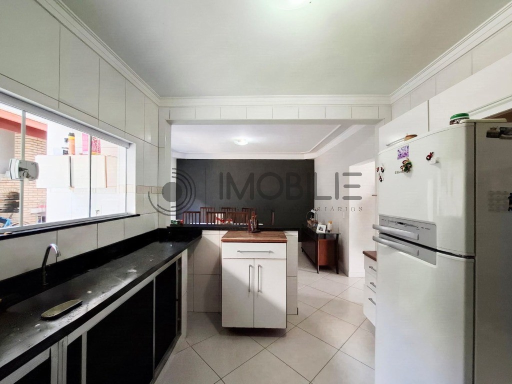 Casa, 4 quartos, 237 m² - Foto 14